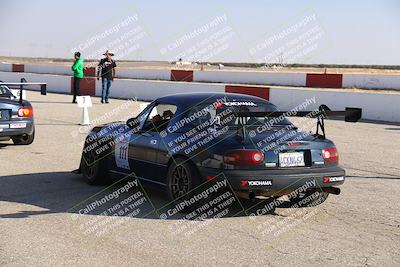 media/Nov-11-2023-GTA Finals Buttonwillow (Sat) [[117180e161]]/Group 3/Grids/